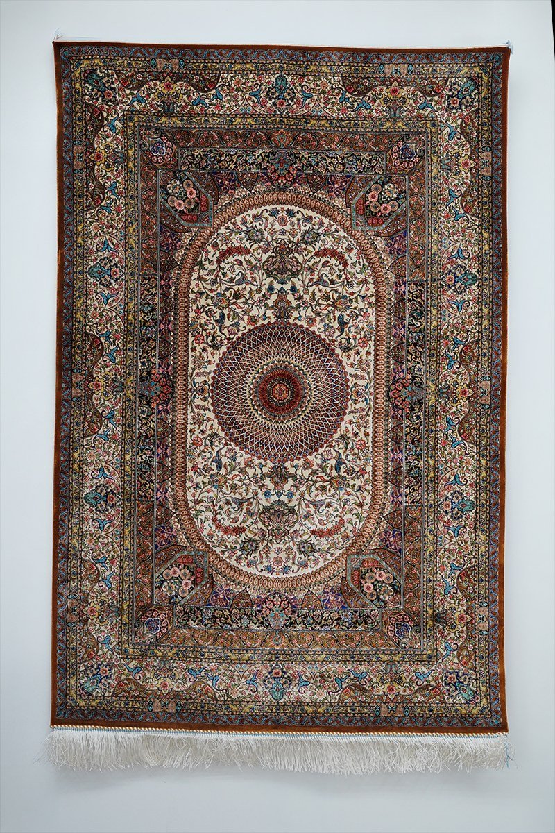 Ivory Radiance Medallion Silk Rug