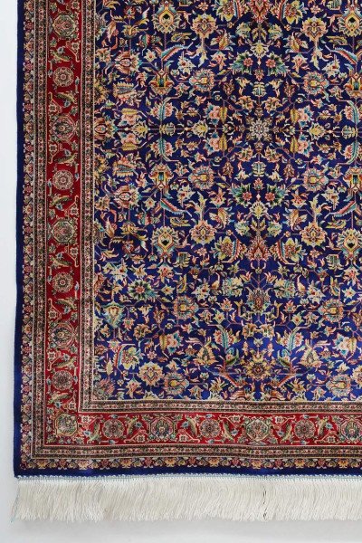 Classic Navy Floral Silk Rug — 4