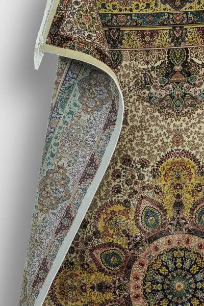 Ivory Central Medallion Silk Rug — 3