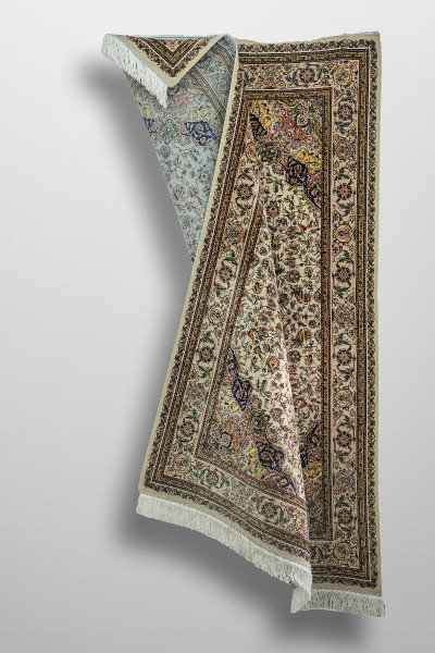 Cream Floral Medallion Silk Rug — 3