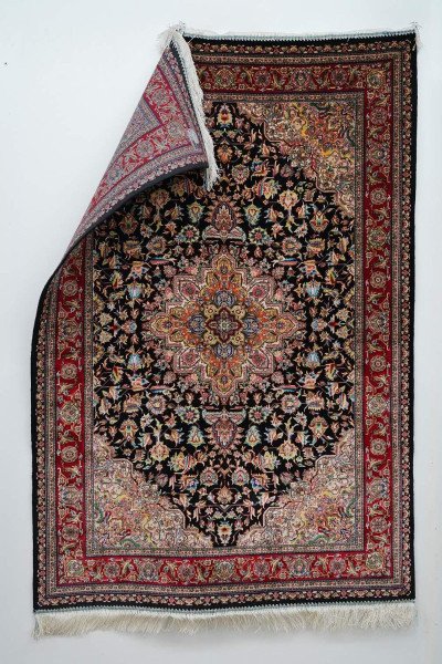 Regal Black Medallion Silk Rug — 3